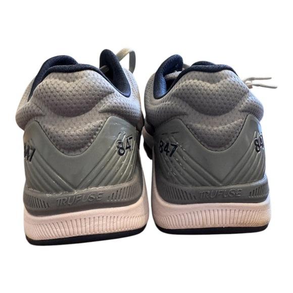 New Balance Men\'s 847 V4 Extra Wide Walking Shoe in Silver Mink/Gunmetal main image 5